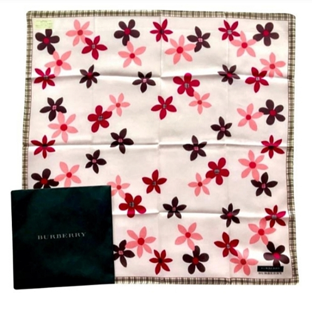 🌺  Burberry "Pink Daisy" Nova Check Mini Scarf / Handkerchief NEW **